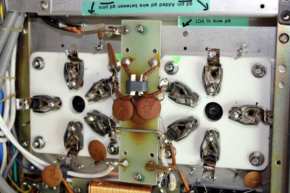 TL-922 Kenwood amplifier clean off grid pins